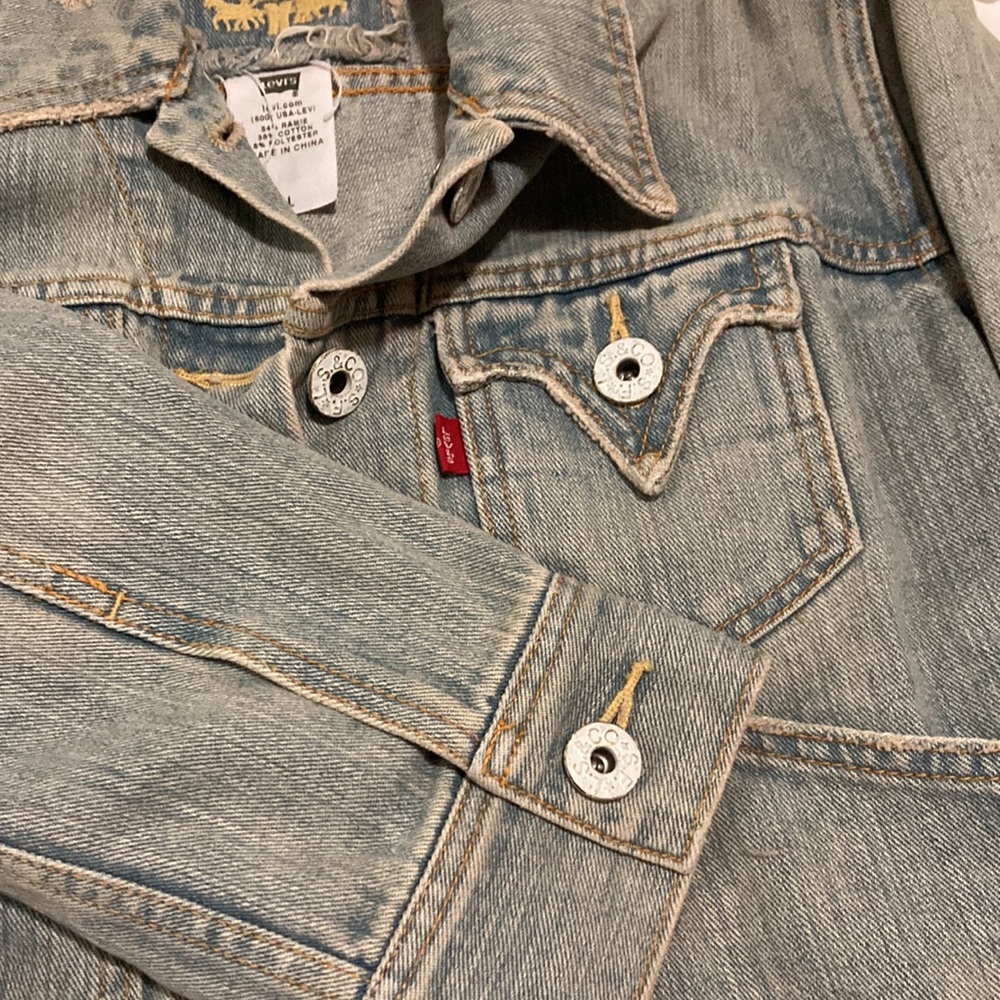 Levi’s Jacket - Picture 6 of 8